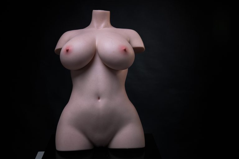 Aubrey-Most-Realistic-Sex-Doll-9.jpg