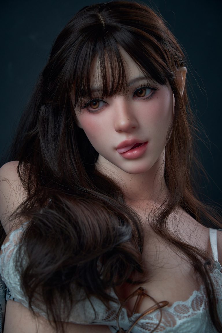 Riko-Japanese-Sex-Doll-16.jpg